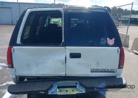 1999 Chevrolet Tahoe Ls from USA, damaged, VIN 1GNEC13R2XR103155